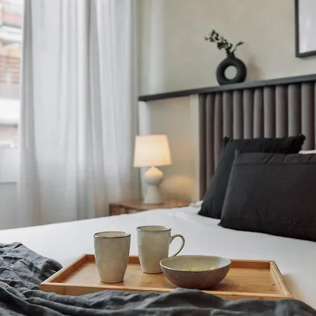 Rasa - 2 Bedroom In Sant Gervasy Apartment