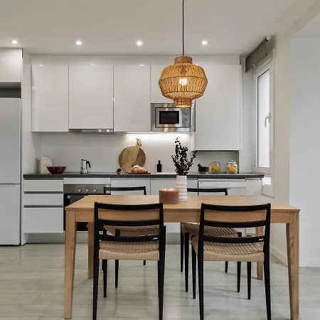 Rasa - 2 Bedroom In Sant Gervasy *