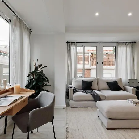 Rasa - 2 Bedroom In Sant Gervasy *